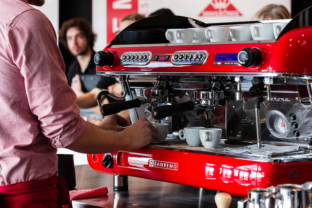 Saiba qual é a melhor máquina de café para o seu negócio! - Villa Café
